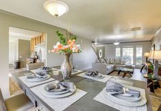 Others 7 Houston Home 11 Mi to Hospitals: Nurses Welcome!