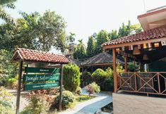 Others 7 Jungle Safari Lodge