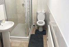 其他 5 Central 4 Bed House - Sleeps 8 & Free Parking