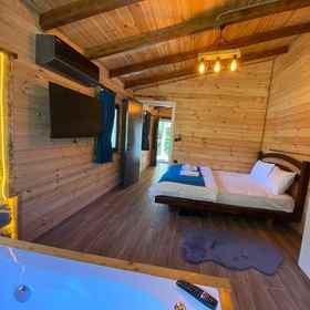 Room 1 โรงแรม Nika Otel, โรงแรม & ที่พัก Ardesen