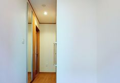 Others 2 Domire Setagaya by Tranova