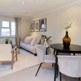 Primary image 1 The Kennington Park Retreat - Inviting 2bdr Apartment, Hotel River Park Tower Marketing Suite