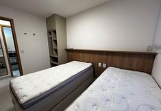 기타 7 STUDIO DESIGN 3 - APTO 915