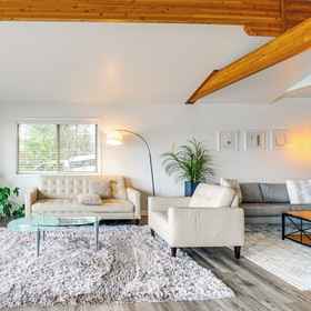 Primary image 1 Balcony w/ Bay Views: Family Gem in Port Townsend, Anderson Lake State Park Hotels