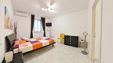 Others 4 Il Gatto e La Volpe Foresteria