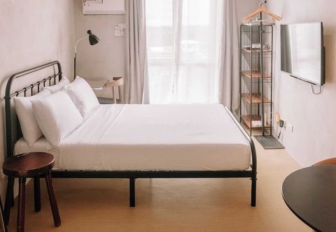 Others A Cozy Urban Home Away