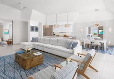 Others 4 Oceanfront Penthouse Hot Tub Daily Cabana