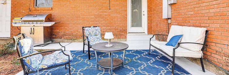 Lainnya Patio & Fenced Yard: Newly Renovated Hurst Home!