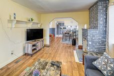 Khác Pet-friendly Little Rock Home on Spacious Lot