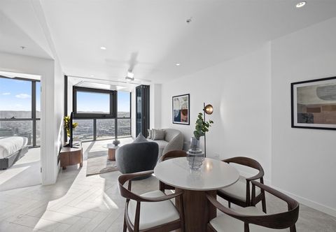 อื่นๆ Queen’s Wharf Residences Official