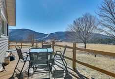 Others 3 3 Mi to Catskill Scenic Trail: Stamford Cottage