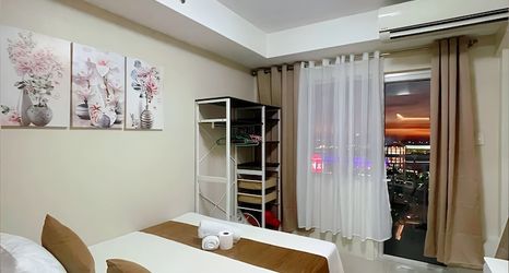 기타 2 Comfystay Manila
