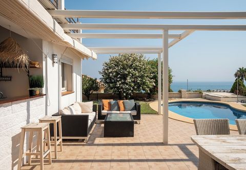 Others Spacious 3BR Villa with pool and views