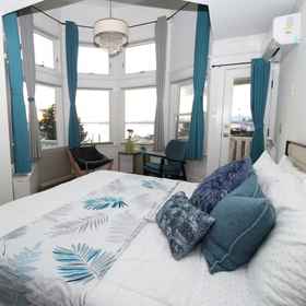 Room1高地避風港水景住宿，口香糖墙飯店