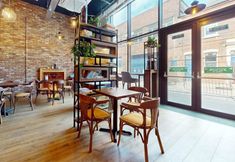 Others 5 Signal Place