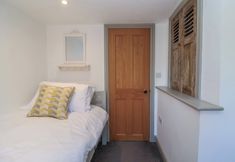 Lain-lain 3 Curlew Cottage