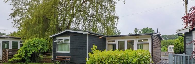 Others 245 Riverside Lodge