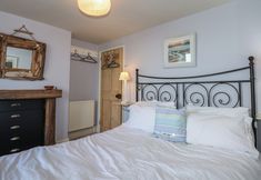 Others 6 Garth Cottage