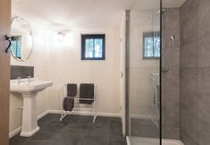 Lainnya 7 Walden Lodge