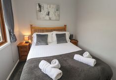 Others 6 Lakeside 18