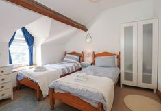 Others 2 Captain's Rest