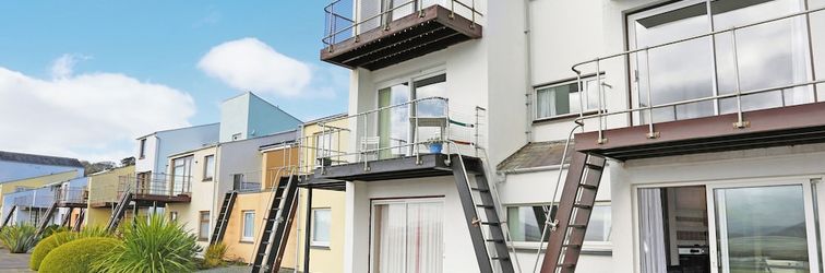 Others 18D South Snowdon Wharf