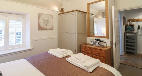 Lain-lain 2 The Hideout