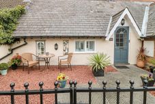 Lain-lain The Hideout