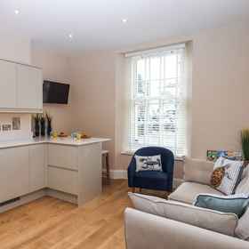 Primary image 1 1 Sea Otter House, Tedburn St Mary Hotels