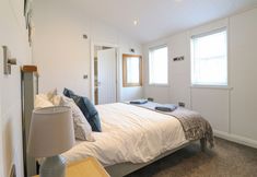 Others 3 Number 43 The Poplars