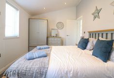 Others 6 Number 43 The Poplars