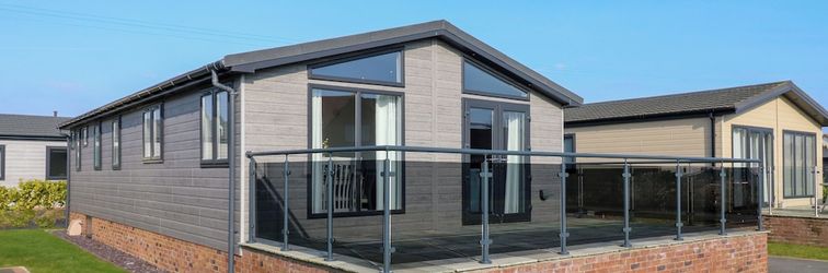 Others Number 43 The Poplars