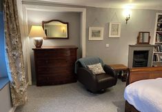 Others 5 Humphreston House