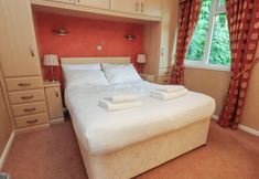 Others 4 Borwick Heights 6