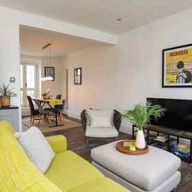 Primary image 1 Harbourside Apartment, Gwynedd Hotels