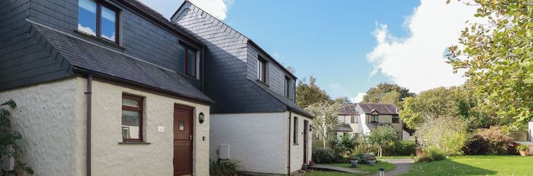 Lain-lain Coombe Cottage