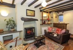 Others 6 River Cottage