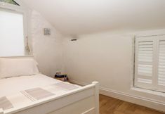 Others 7 Dove Cottage