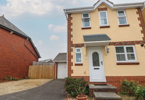 其他 21 Heol Gylfinir