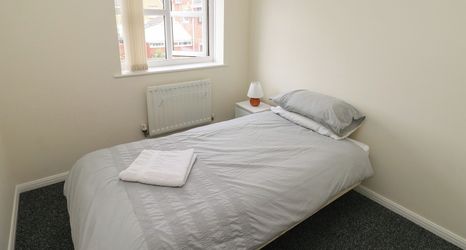 其他 2 21 Heol Gylfinir