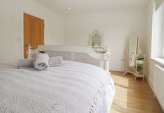 Others 4 Enbrook View