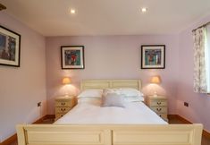 Others 4 Swandown 11 The Cygnet