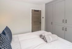 其他 6 12 Merefell Road