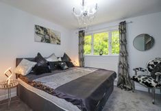 Lain-lain 4 Laburnham Bungalow