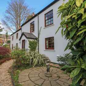 Primary image1The Laurels Flat,Brynhill Barry Golf Club飯店