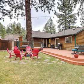 Primary image 1 3 Mi to Old Mill District: Family Retreat w/ Yard, Les Schwab Amphitheater 호텔