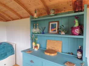 Lain-lain 4 Harri's Hut