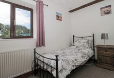 Others 6 Mistletoe Cottage