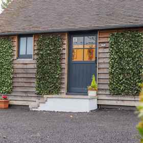 Primary image1比小屋,Port Lympne Reserve飯店