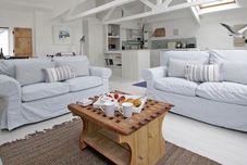 Lainnya The Net Loft